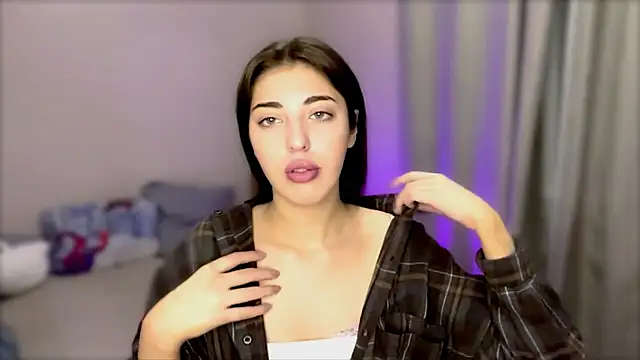 RavenLace online show from January 15, 9:25 am