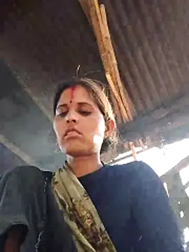 Snapshot of Bhavna8080 chatting on May 17, 2:20 am Bhavna8080 online show from May 17, 2:20 am