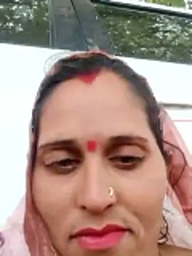 Snapshot of Bhavna8080 chatting on May 24, 7:24 am Bhavna8080 online show from May 24, 7:24 am