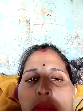 Snapshot of Bhavna8080 chatting on June 2, 11:34 am Bhavna8080 online show from June 2, 11:34 am