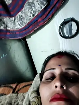Snapshot of Bhavna8080 chatting on June 24, 3:33 pm Bhavna8080 online show from June 24, 3:33 pm