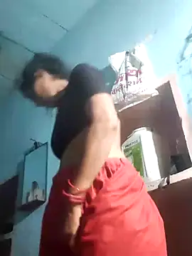 Snapshot of Bhavna8080 chatting on July 25, 12:20 am Bhavna8080 online show from July 25, 12:20 am