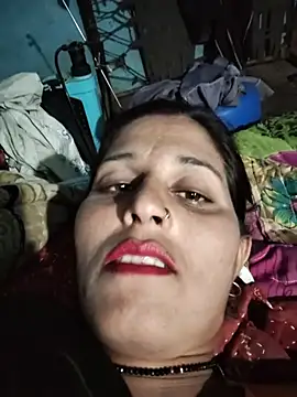 Snapshot of Bhavna8080 chatting on July 31, 4:28 pm Bhavna8080 online show from July 31, 4:28 pm