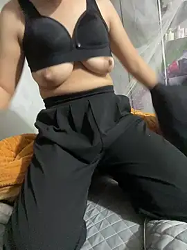 Likine002 online show from January 14, 12:49 am