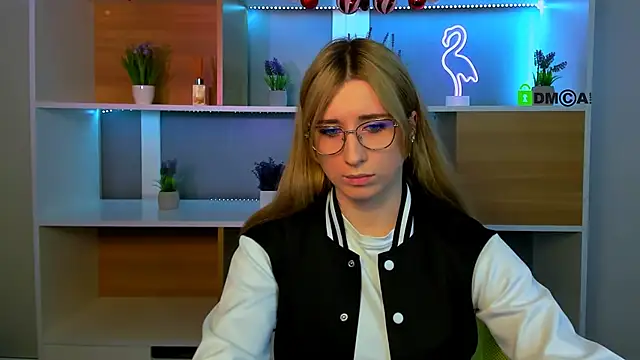 alice  blond online show from January 6, 12:53 pm