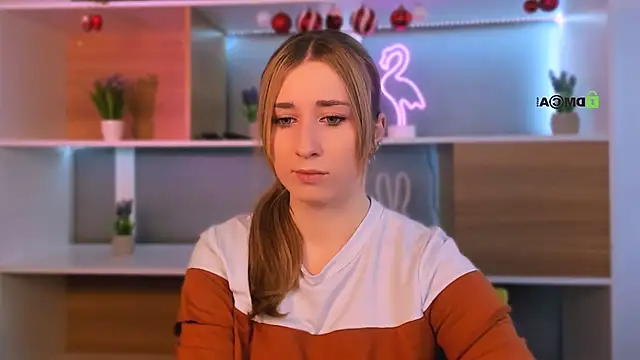 alice  blond online show from January 9, 10:18 am