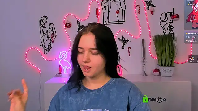 alice  blond online show from January 11, 1:05 pm