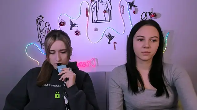 alice  blond online show from January 14, 5:57 am