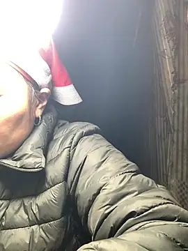 hinicky-0 online show from January 17, 2:27 am