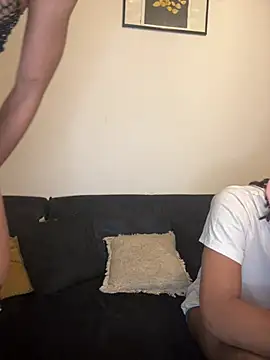 Kaly vibes online show from February 4, 9:09 pm