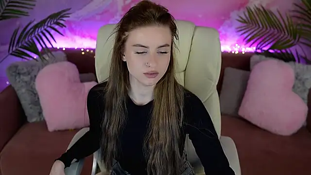 AlexaFleur online show from March 18, 7:11 am