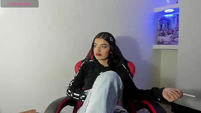 honeyluxe  online show from March 27, 4:18 am