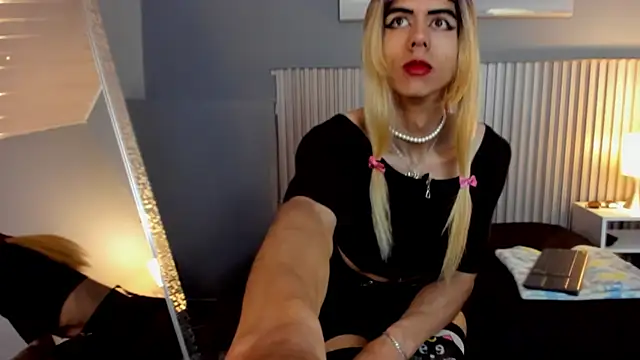 vicky fant4sy online show from January 7, 1:46 pm