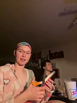 Snapshot of SugarNCinnamon chatting on February 27, 12:43 am SugarNCinnamon online show from February 27, 12:43 am