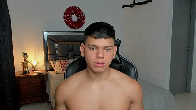 stefan leenox online show from January 14, 10:54 am