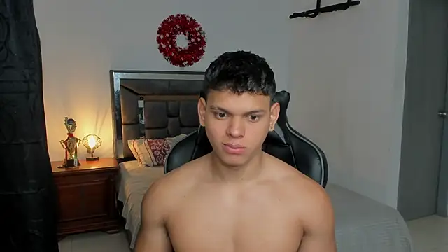 Snapshot of stefan_leenox chatting on January 15, 2:21 pm stefan leenox online show from January 15, 2:21 pm