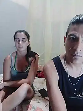 Rodrigohernan19 online show from May 3, 10:38 pm