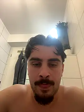 youngpablo4 online show from January 8, 3:58 pm