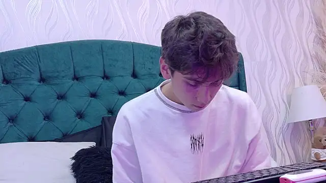 Liam Noxx online show from February 23, 10:29 pm