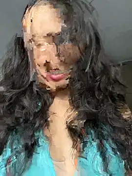 auroramooon online show from February 17, 3:03 am