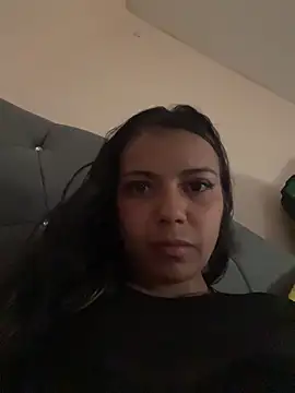 Snapshot of cinthia2011 chatting on February 20, 10:21 pm cinthia2011 online show from February 20, 10:21 pm