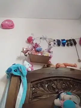 Snapshot of cinthia2011 chatting on February 26, 6:51 pm cinthia2011 online show from February 26, 6:51 pm