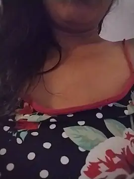 Snapshot of cinthia2011 chatting on March 1, 3:36 pm cinthia2011 online show from March 1, 3:36 pm