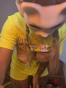 Babypinypon online show from June 4, 10:05 pm