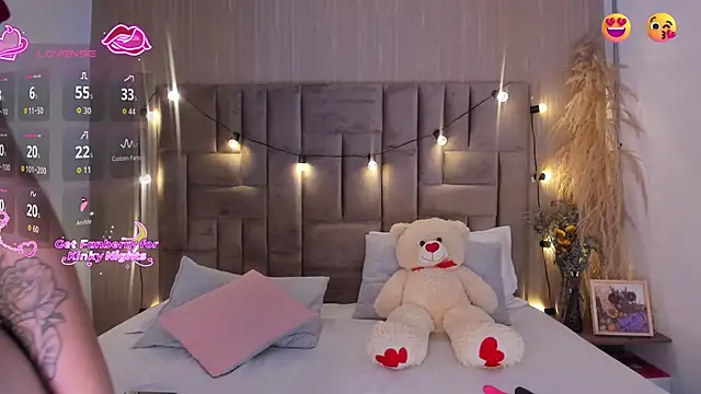 MiiaGreys online show from March 5, 7:54 pm