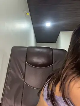 Snapshot of annaya_sexy chatting on July 29, 11:47 pm annaya sexy online show from July 29, 11:47 pm