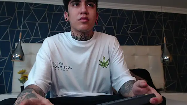 MarkOlsenn online show from January 10, 8:21 pm