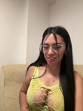 Snapshot of nataliia_queen_ chatting on May 31, 7:15 am nataliia queen online show from May 31, 7:15 am