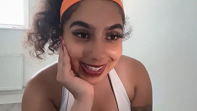Snapshot of fayfay21@xh chatting on May 23, 4:00 pm fayfay21xh online show from May 23, 4:00 pm