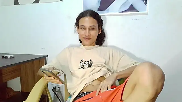 Snapshot of DeusGoth chatting on July 25, 4:21 am DeusGoth online show from July 25, 4:21 am