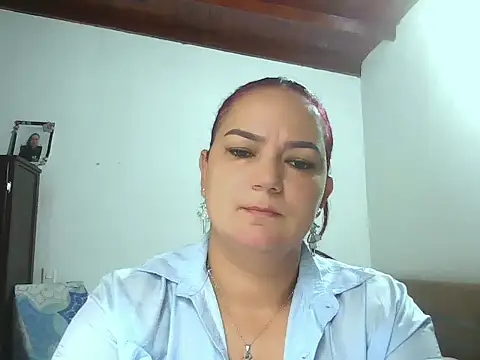 Snapshot of Roja_tentacion chatting on January 9, 4:21 pm Roja tentacion online show from January 9, 4:21 pm