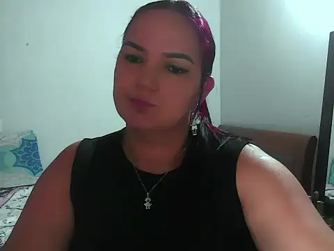 Snapshot of Roja_tentacion chatting on January 13, 10:37 pm Roja tentacion online show from January 13, 10:37 pm