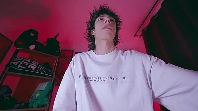 Olliver   y online show from January 17, 3:33 am