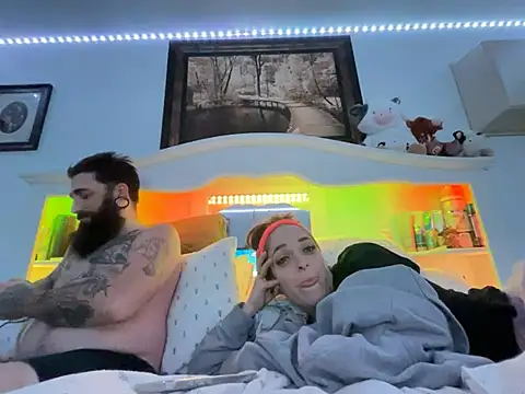 Snapshot of aria_lee1987 chatting on January 18, 2:59 am aria lee1987 online show from January 18, 2:59 am