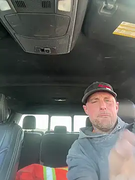 WIDBIGWHITECOCK online show from March 27, 6:07 pm