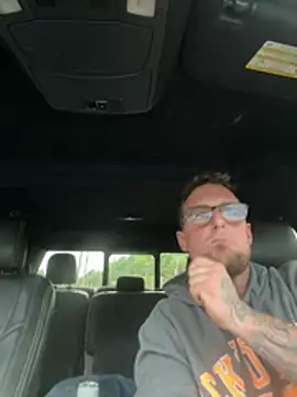 WIDBIGWHITECOCK online show from May 24, 10:48 pm