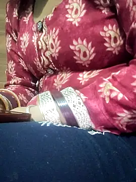 catstar143 online show from March 22, 5:55 am