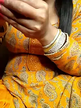 catstar143 online show from March 23, 3:49 pm