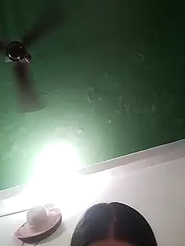 Sexypihu556 online show from January 14, 5:35 am