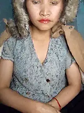 Snapshot of yumyum112 chatting on January 18, 5:44 am yumyum112 online show from January 18, 5:44 am