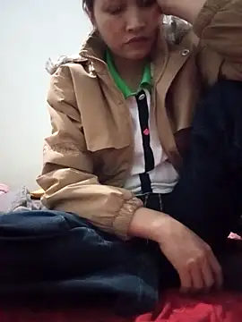 Snapshot of yumyum112 chatting on February 18, 7:26 am yumyum112 online show from February 18, 7:26 am