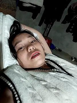 Snapshot of vanvan005 chatting on February 18, 11:11 pm vanvan005 online show from February 18, 11:11 pm