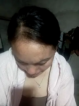 Snapshot of vanvan005 chatting on February 21, 11:11 am vanvan005 online show from February 21, 11:11 am