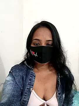 Snapshot of nova-2 chatting on January 11, 1:27 pm nova-2 online show from January 11, 1:27 pm