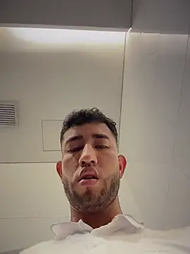 liam bronw online show from March 19, 7:07 pm