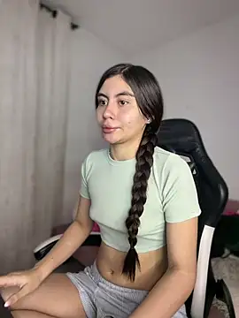 Stormi th online show from April 11, 5:01 am